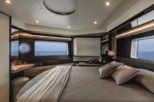 Absolute  Navetta 48