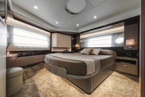 Absolute  Navetta 48