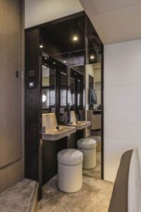 Absolute  Navetta 48