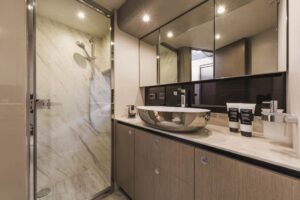 Absolute  Navetta 48