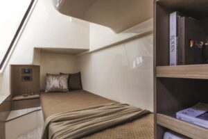 Absolute  Navetta 48