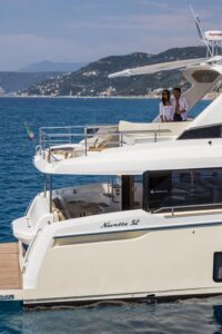 Absolute  Navetta 52