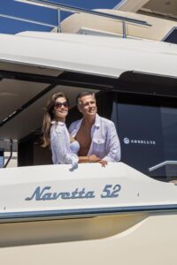 Absolute  Navetta 52