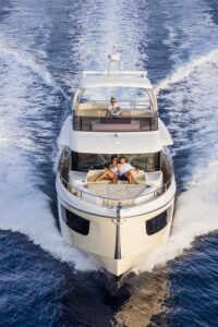 Absolute  Navetta 52