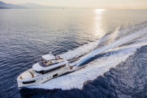 Absolute  Navetta 52
