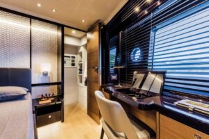 Absolute Navetta 73
