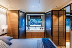 Absolute Navetta 73